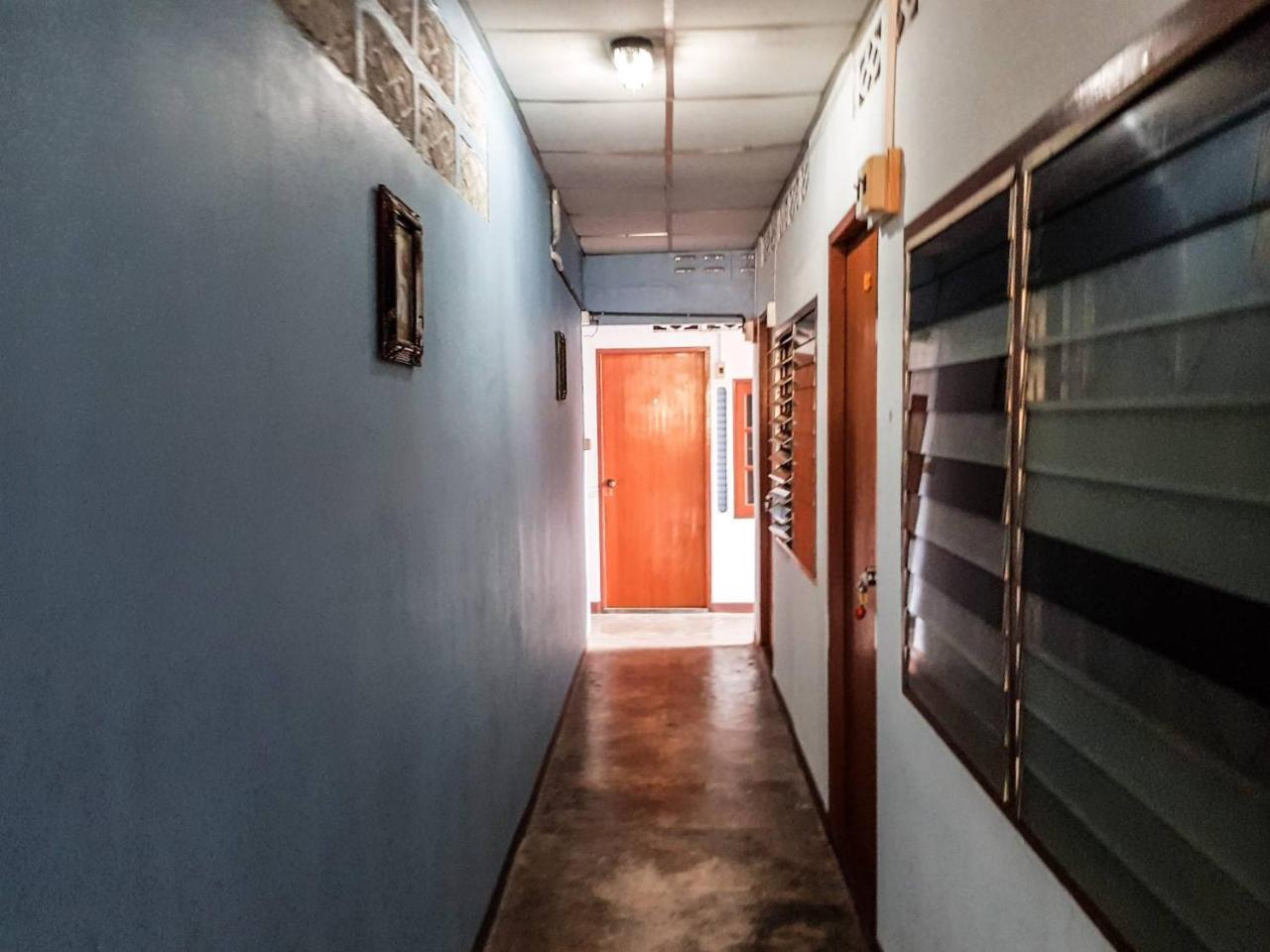 Canaan Guesthouse Καντσαναμπούρι Εξωτερικό φωτογραφία